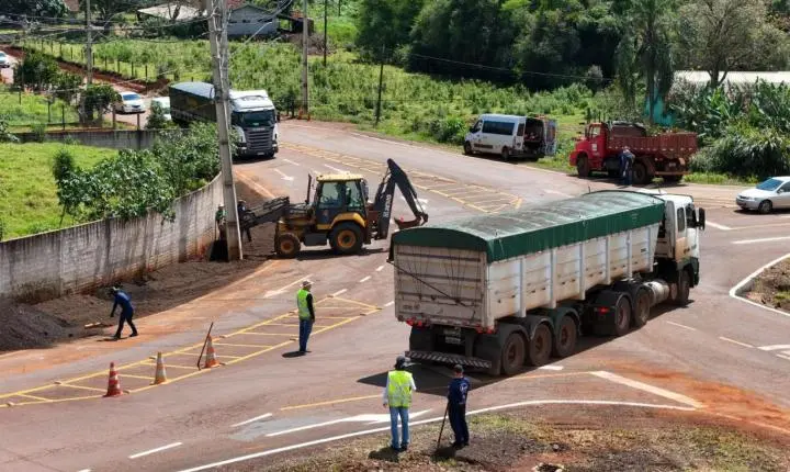 Secretaria de Infraestrutura realiza novas intervenções no trevo do Guarani